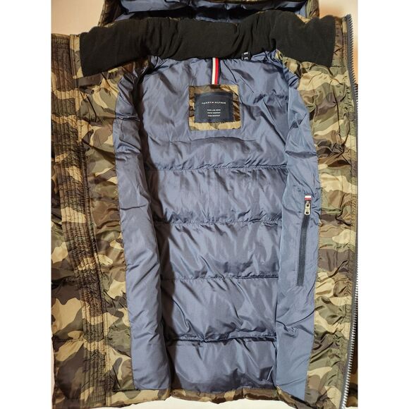 Tommy Hilfiger Men’s 2XL Jacket | Camo Hooded Puffer | New With Tags - Picture 10 of 10